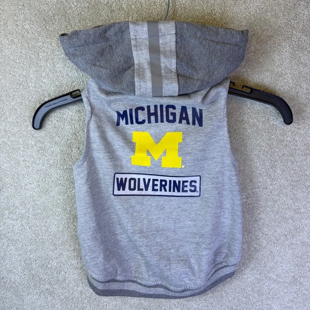 Little Earth Michigan Wolverines Pet Hoodie Dog Size‎ Large Gray Reflective NCAA